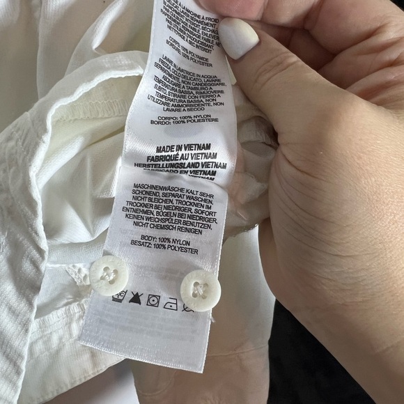 Columbia Titanium Ladies Long Sleeve Button Down Ivory Outdoor Shirt, Large - Picture 5 of 5